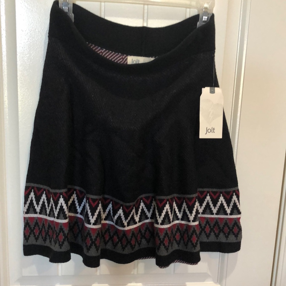 Jolt skirt